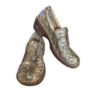 Born Women's Snakeskin Clogs Size 8.5 Brown Slip-On Casual Mules